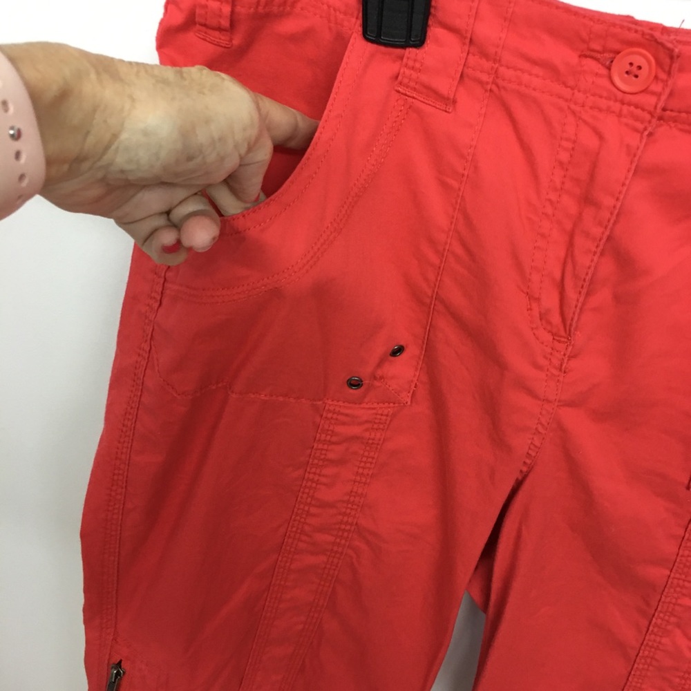 Kim Rogers Light Red Cargo Capris size 10 - Picture 4 of 7
